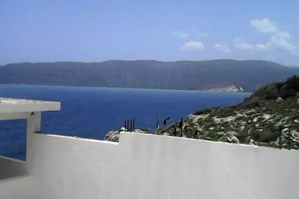 Maxanika Bed & Breakfast Jacmel